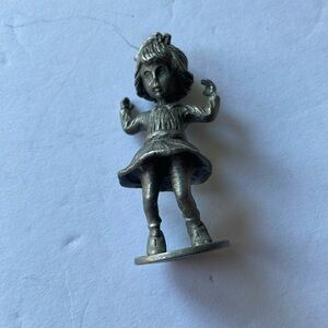 Vintage Hudson Pewter Girl Figurine